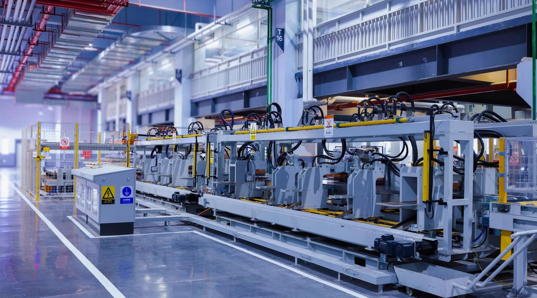 Rubber extrusion line running continuous profile through inline tooling